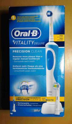 ORAL B VITALITY precision clean